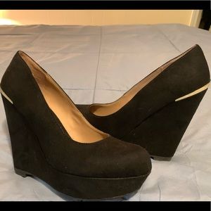 Olsenboye Platform Wedge